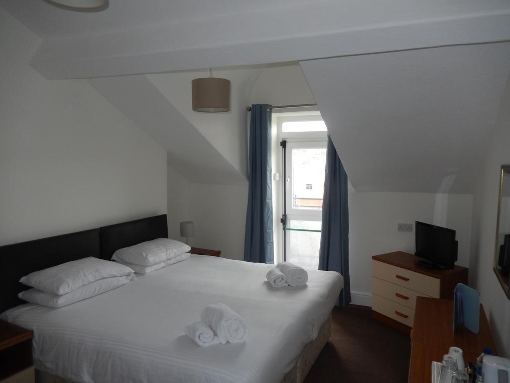 The Oasis Hotel Llandudno Pokoj fotografie